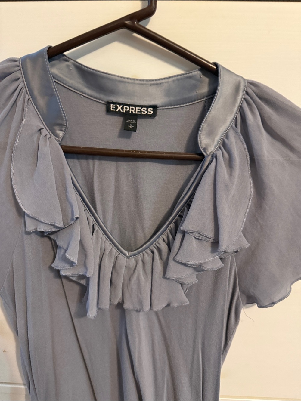 Express Light Gray Ruffle V-Neck Blouse - Picture 5 of 7